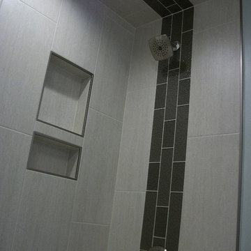 Tile Shower with Glass Band