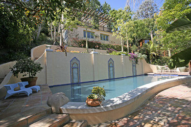 Example of a tuscan pool design in Los Angeles