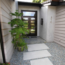 front door / foyer