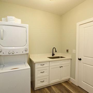 The Gray Cottage & Suite