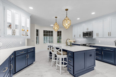 Kitchen - kitchen idea in Orlando