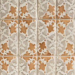 Duquesa Alexandra Field Tile in Ambra - Tile