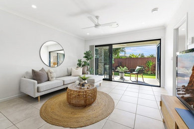 Pelican Waters New Family Home