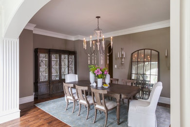 Example of a classic dining room design in Atlanta