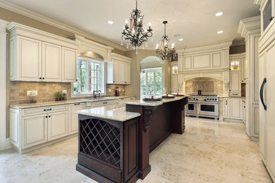 Traditional/Transitional Kitchens
