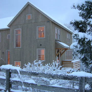 Timberpeg Modern Barn Style Home
