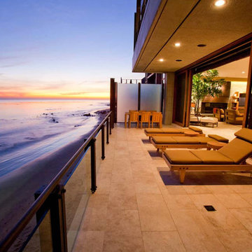 Concrete Home: Malibu, CA