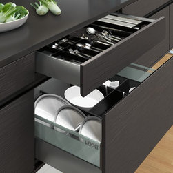 Tocco and Avance - Products