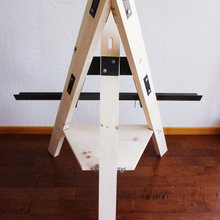 TV easel
