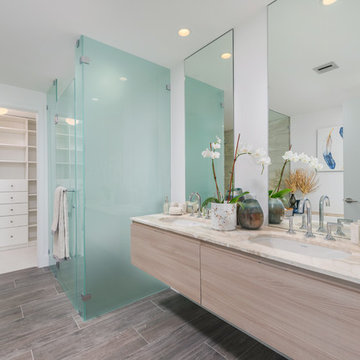 Contemporary Bathroom