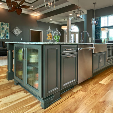 Hampton Bistro with Smoke highlights Maple | Haas Cabinet