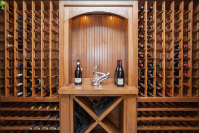 Example of a wine cellar design in Portland