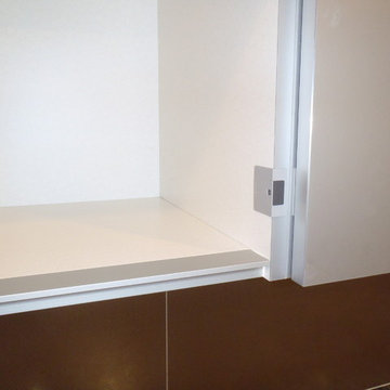 Poggenpohl Logo Interior with Lift Up Door Switch