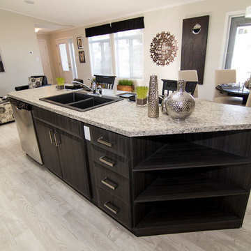 2015 Modern Manufactured Home Triple M Housing