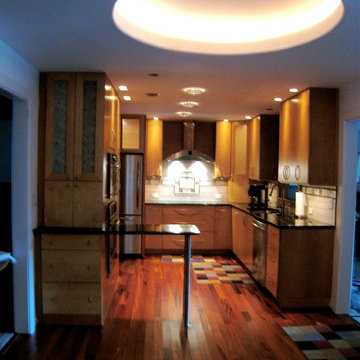 Small Contemporay Kitchen