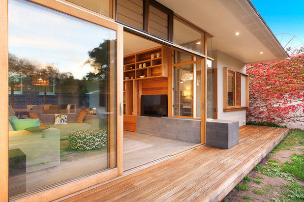 Contemporary Deck by Habitech Systems