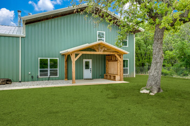 Example of a mountain style exterior home design in Dallas
