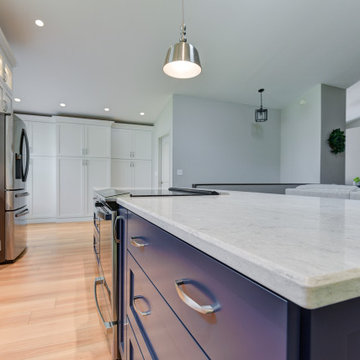 Transitional Kitchen Mahomet, IL