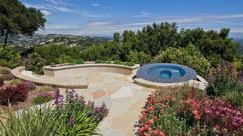 Glass Tile Mosaic Spa (negative, vanishing, infinity edge)