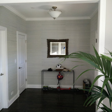 Linoln Park interior painting and wallpaper installation