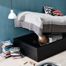 SLEEPING - BEDS - Beds