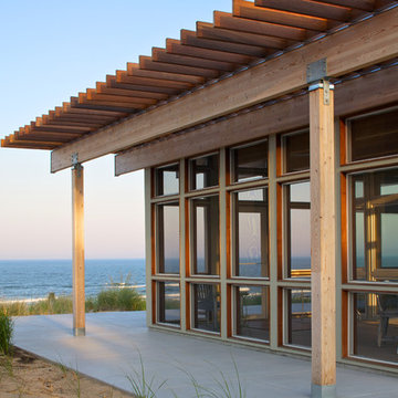 Exterior Photo - Exposed Beams Sidewalk