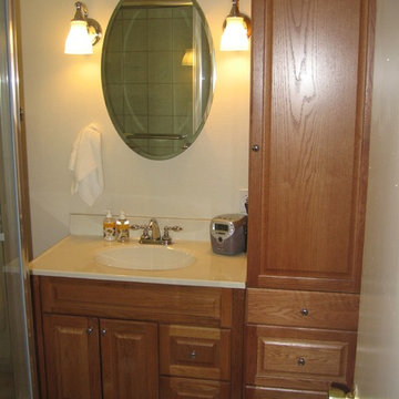 Pony Wall Bath & Corner Shower Doors