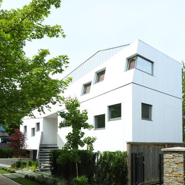 East 17th Avenue Residence