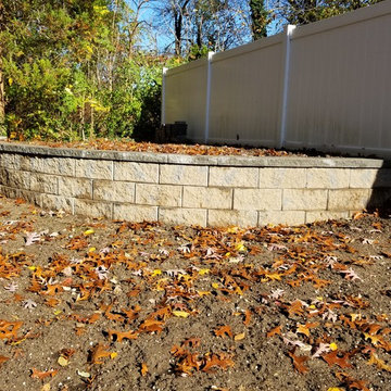 Block Retaining Garden Wall - Cambridge Sigma - Toffee / Onyx