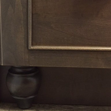 SHOWROOM Vanity Cabinetry