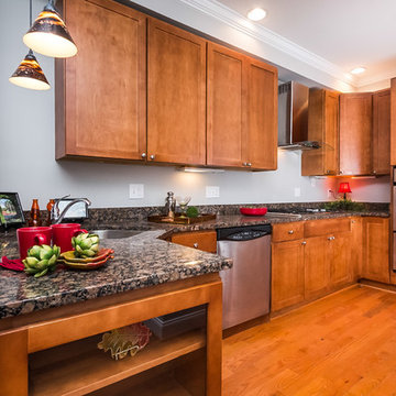 221 E Fort Ave
