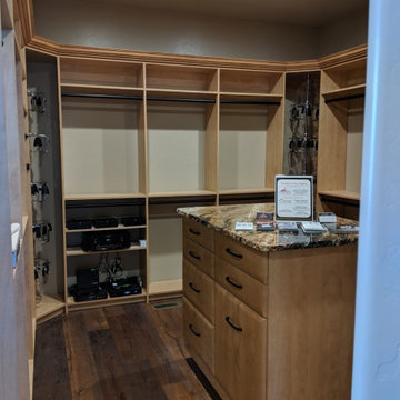 2019 Grand Junction Parade of Homes Walk-In Closet