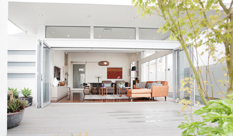 Houzz Tour: An Adelaide Modern Classic Welcomes the Family Home