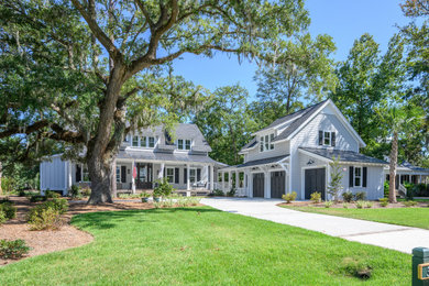 Inspiration for a country exterior home remodel in Atlanta