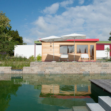 Garten mit Schwimmteich