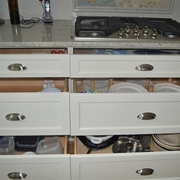Custom Kitchen & Baths