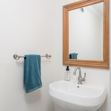 Basement with Exercise Room and Wet Bar - Atlanta