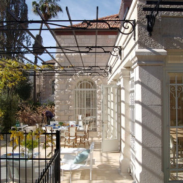 Residence and Family Charitable Foundation