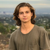 Cameron Burnett's photo