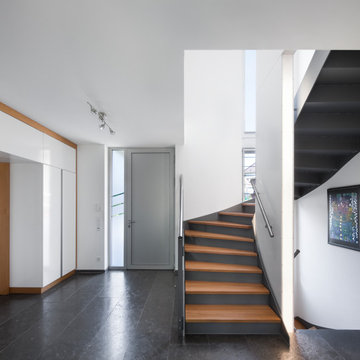 Lichtdurchflutete Diele