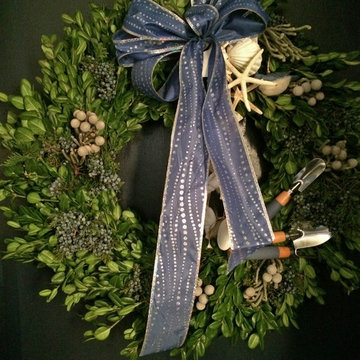 Decking the Halls_Seasonal Design