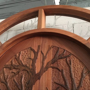 Arched Top Tree Carved Double Door With Transom And Sidelights