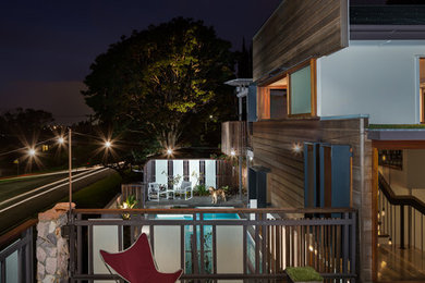 Contemporary deck in Brisbane.