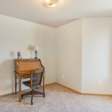 Favored Tacoma Townhome