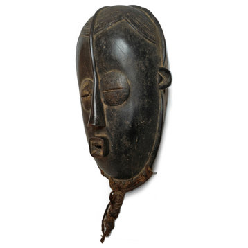 Consigned Vintage Old Bete Mask