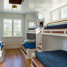 Garage/ Bunkhouse