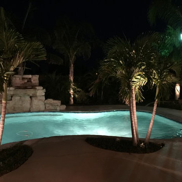 Pool Bar