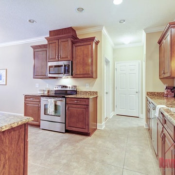 182 Queen Victoria Ave, Fruit Cove, FL 32259