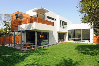 Inspiration for a contemporary exterior home remodel in San Francisco