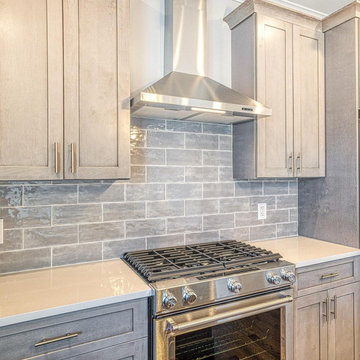 Fabuwood Galaxy Horizon Kitchen | Pinnacle Real Estate